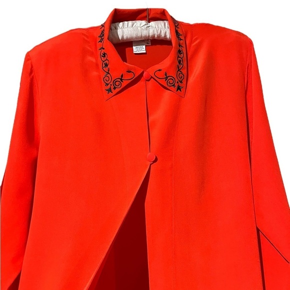 Vintage 100% Silk Red w/ Black Embroidering 2 Button Cardigan Open Blouse - Picture 2 of 16
